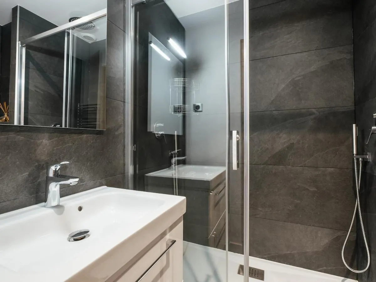 Lodge 4****, 8 Voyageurs, Sauna, Balcon, Acces Internet, Parking - Fr-1-304-217 La Clusaz